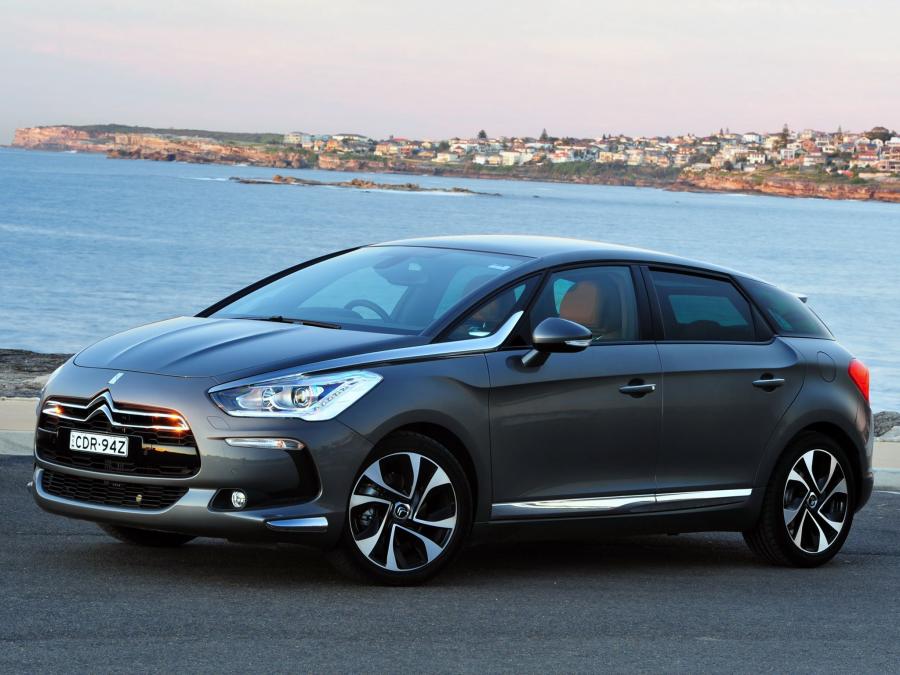  Citroen DS5 2012 года  (AU) (фото 7 из 12)